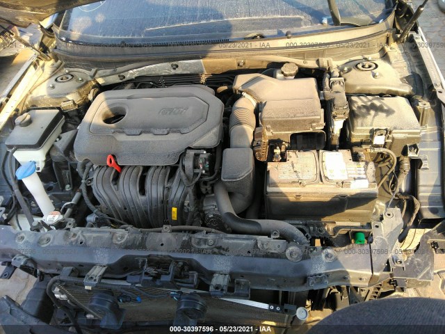 Photo 9 VIN: 00000000000085708 - HYUNDAI SONATA 