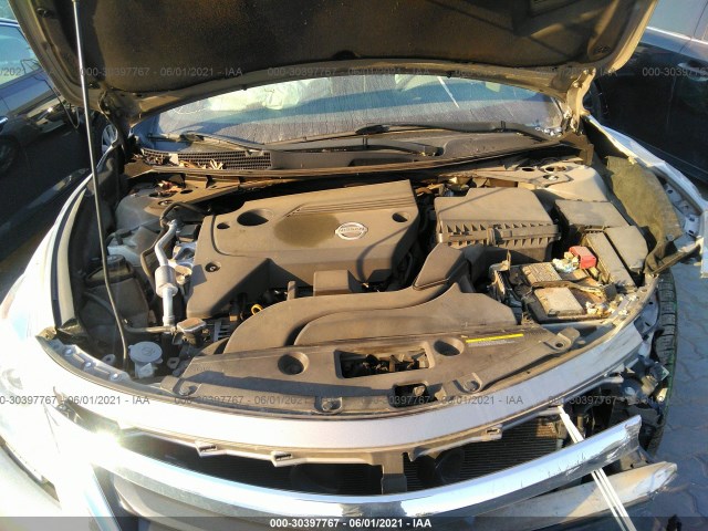 Photo 9 VIN: 00000000000101459 - NISSAN ALTIMA 