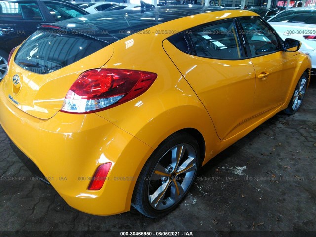 Photo 3 VIN: 00000000000324055 - HYUNDAI VELOSTER 