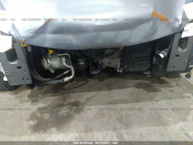 Photo 5 VIN: 00000000000636769 - HYUNDAI ELANTRA 