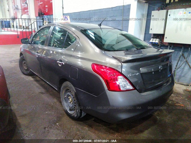 Photo 2 VIN: 00000000000805960 - NISSAN VERSA 