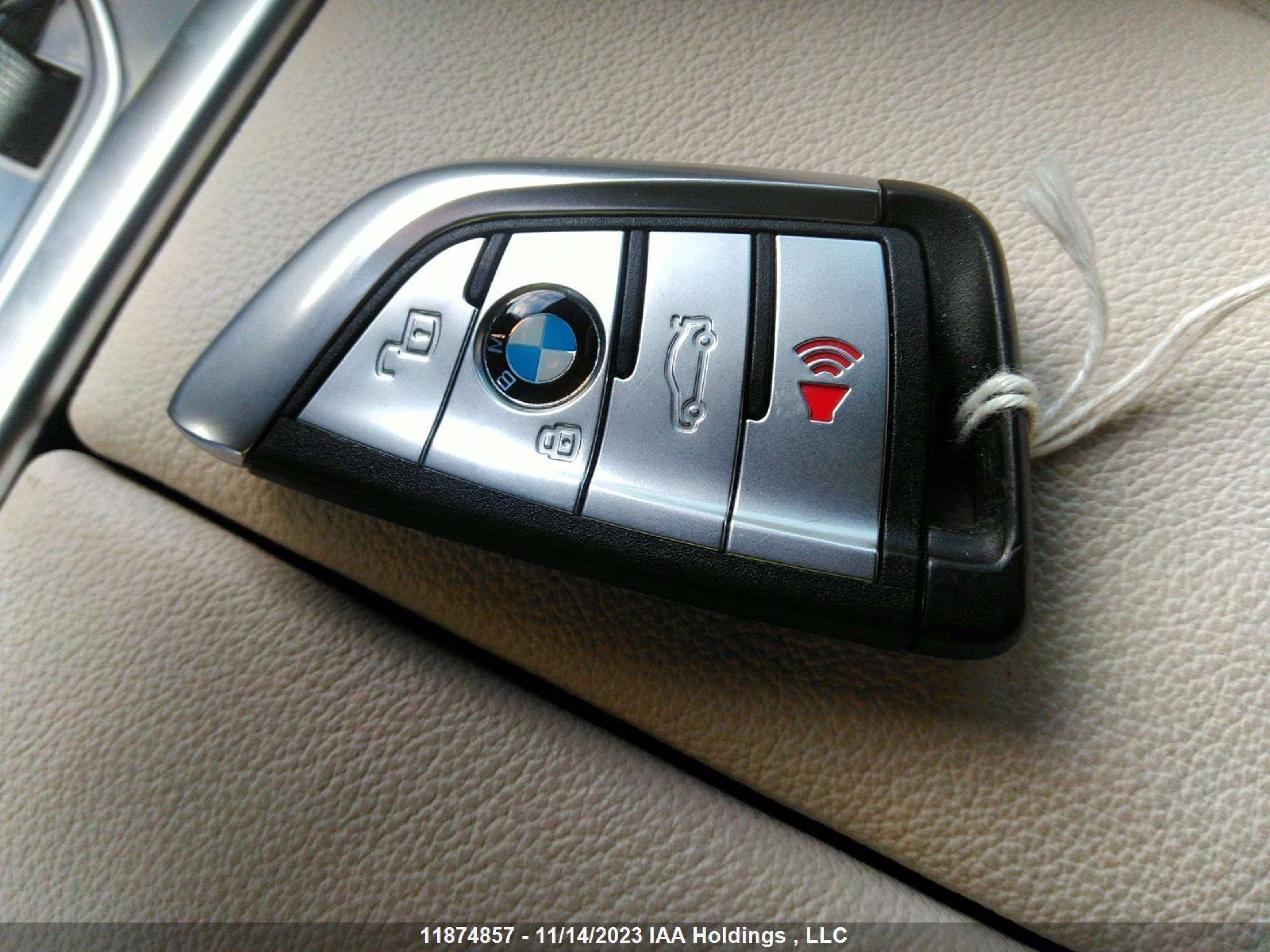 Photo 10 VIN: 00000000000T98672 - BMW X5 