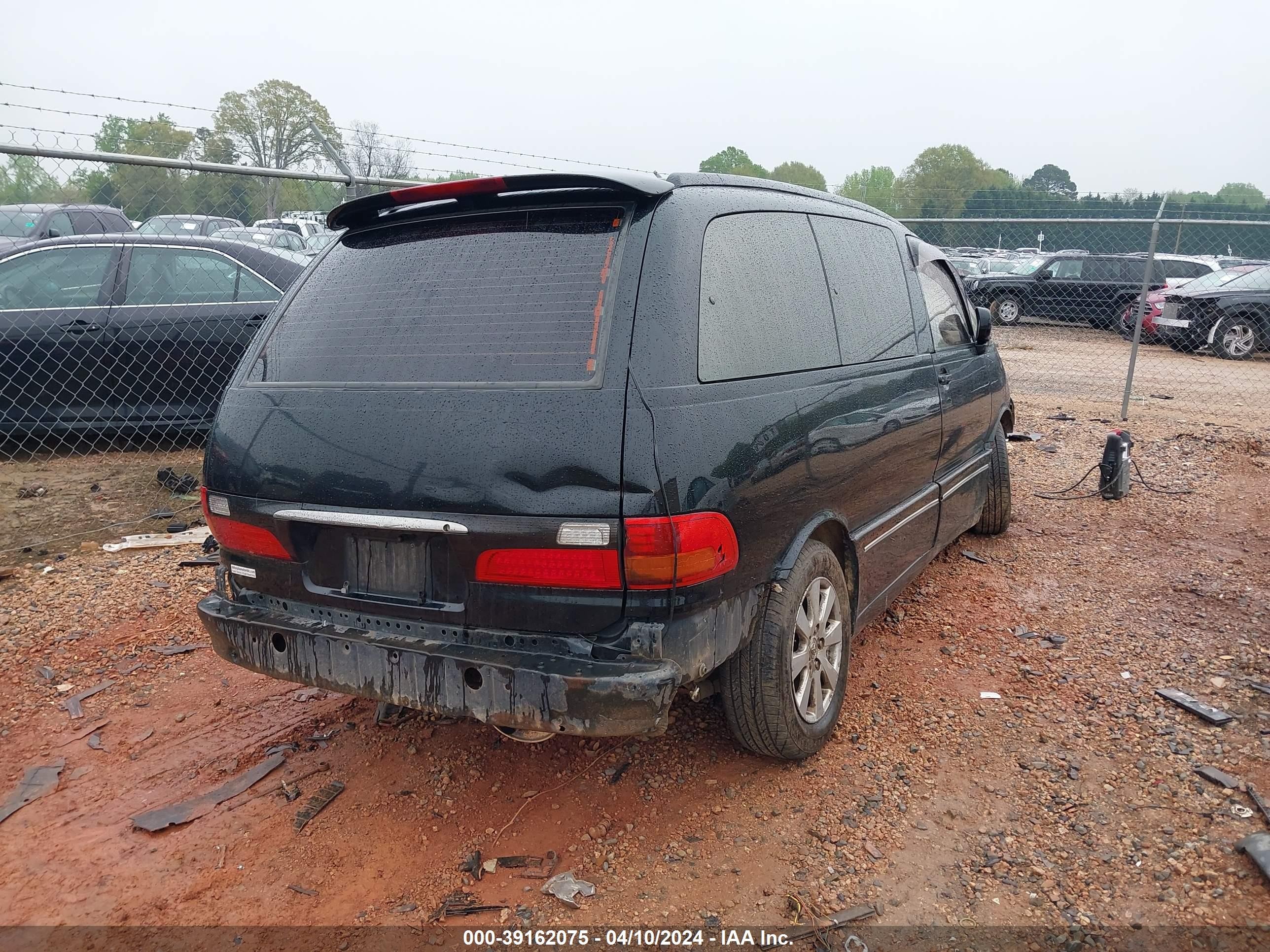 Photo 3 VIN: 00000TCR210053361 - TOYOTA ESTIMA 