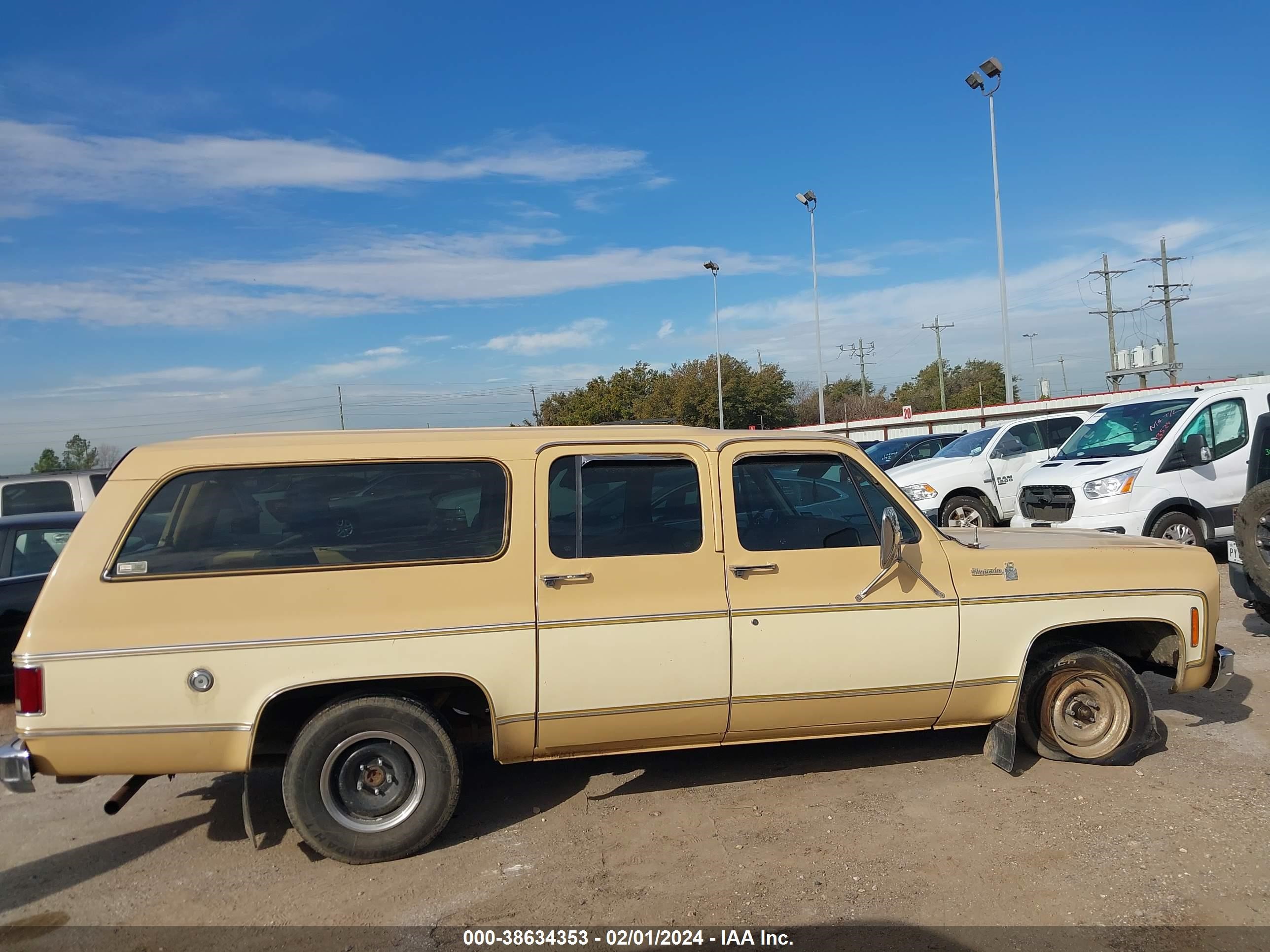 Photo 12 VIN: 0000CCS167F235580 - CHEVROLET SUBURBAN 