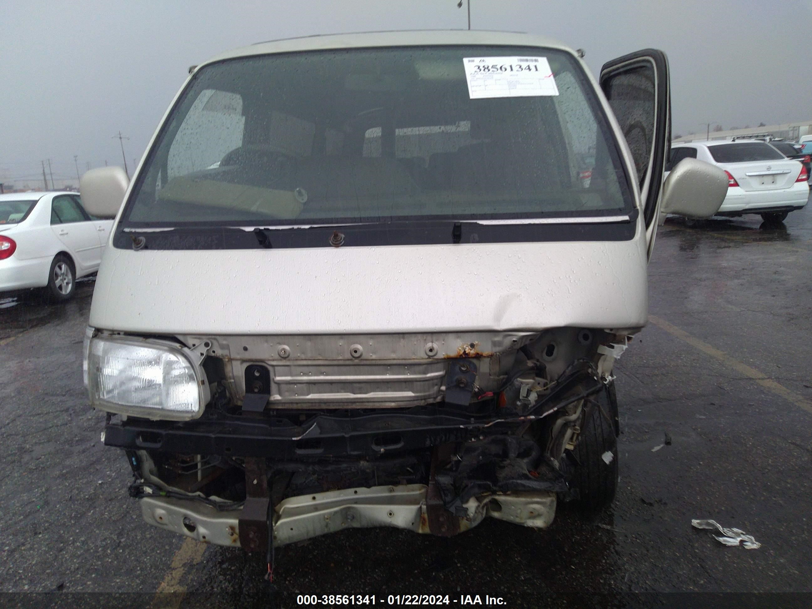 Photo 11 VIN: 0000KZH1061026469 - TOYOTA HIACE 