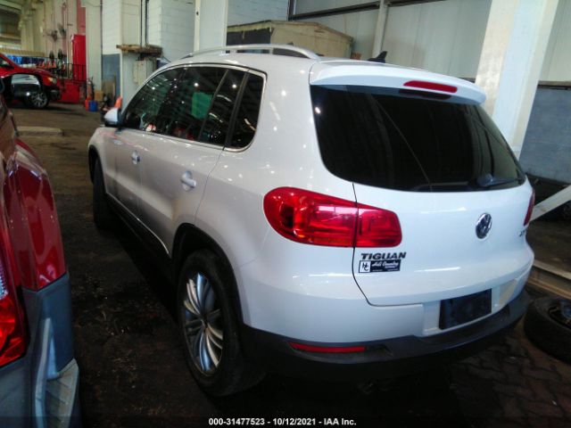 Photo 2 VIN: 000AV7AX9CW605397 - VOLKSWAGEN TIGUAN 