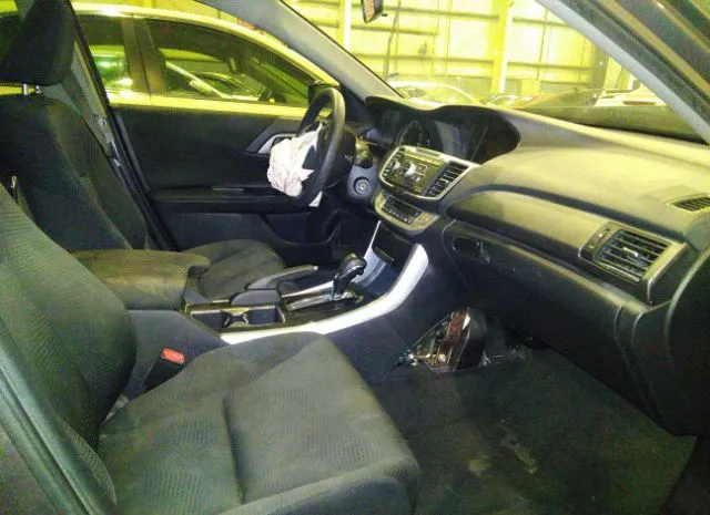 Photo 4 VIN: 000CR2F34EA046353 - HONDA ACCORD SDN 