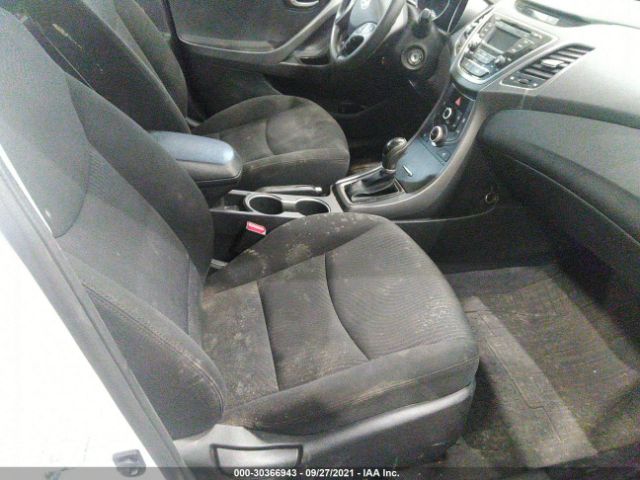 Photo 4 VIN: 000DH4AE3FU368388 - HYUNDAI ELANTRA 