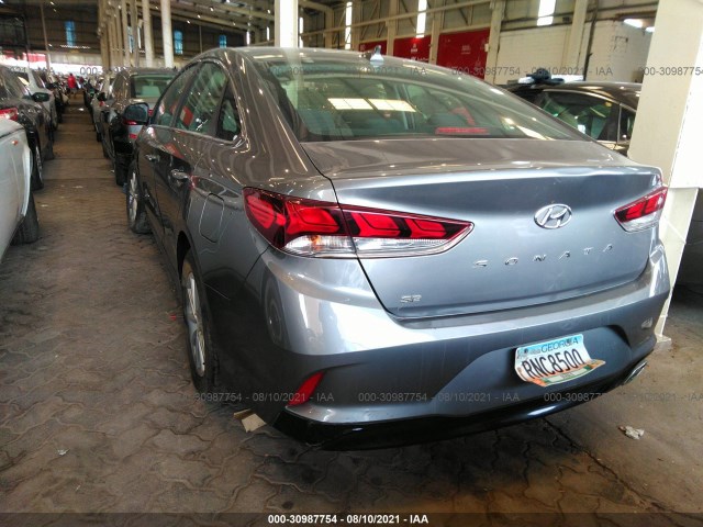 Photo 2 VIN: 000E24AF7JH713489 - HYUNDAI SONATA 