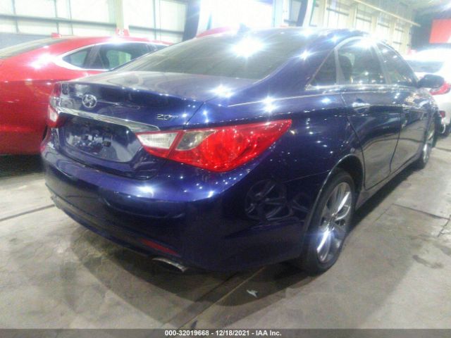 Photo 3 VIN: 000EC4AB4CH386059 - HYUNDAI SONATA 