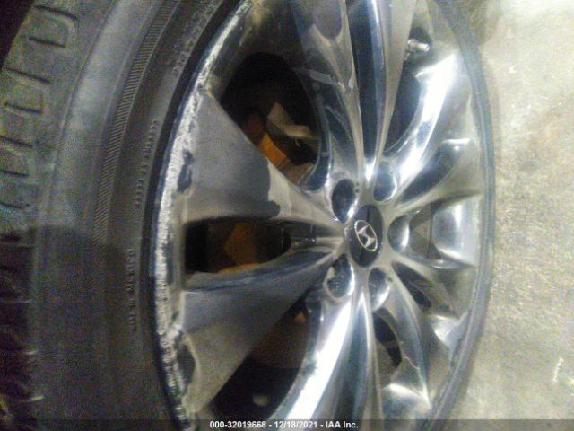 Photo 6 VIN: 000EC4AB4CH386059 - HYUNDAI SONATA 