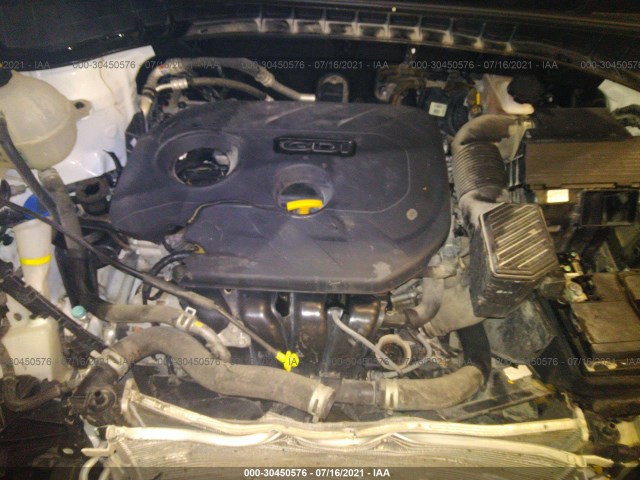 Photo 9 VIN: 000J3CA42GU177324 - HYUNDAI TUCSON 