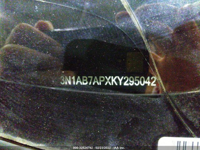 Photo 8 VIN: 001AB7APXKY295042 - NISSAN SENTRA 