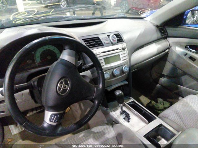 Photo 4 VIN: 001BF3EK7BU656366 - TOYOTA CAMRY 