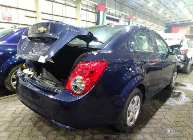 Photo 3 VIN: 001JA5SG3G4117821 - CHEVROLET SONIC 