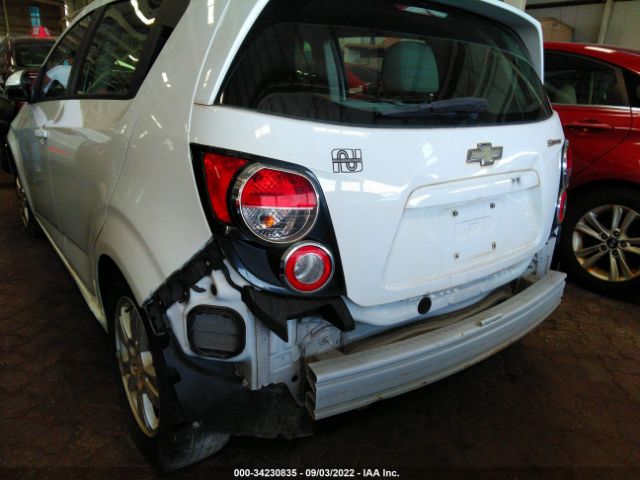 Photo 5 VIN: 001JA6SH9C4139914 - CHEVROLET SONIC 