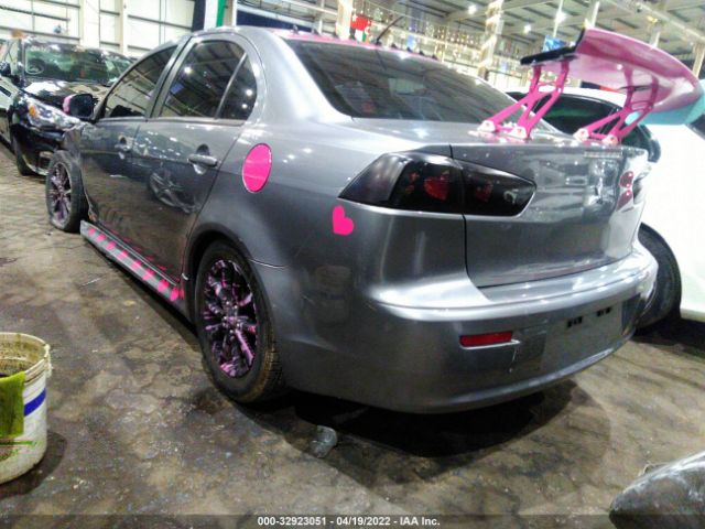 Photo 2 VIN: 0032U2FU8GU002258 - MITSUBISHI LANCER 