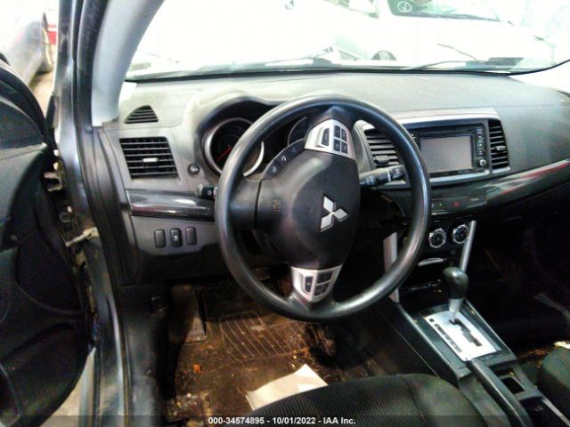 Photo 6 VIN: 0032U2FU8HU015139 - MITSUBISHI LANCER 