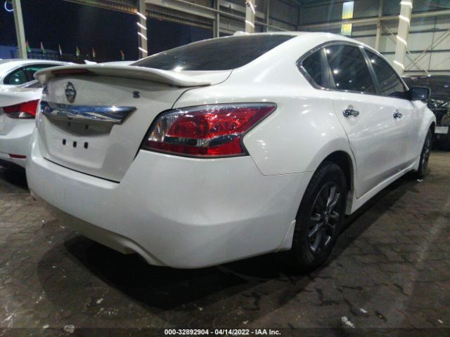 Photo 3 VIN: 004AL3AP1FN394988 - NISSAN ALTIMA 