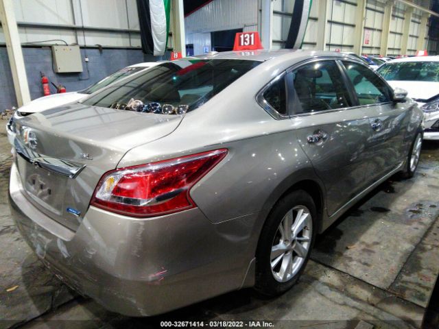 Photo 3 VIN: 004AL3AP2DN437280 - NISSAN ALTIMA 