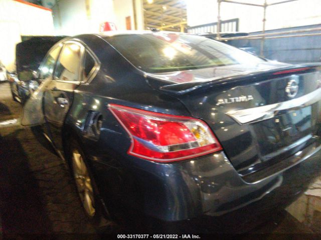 Photo 2 VIN: 004BL3APXDN450525 - NISSAN ALTIMA 