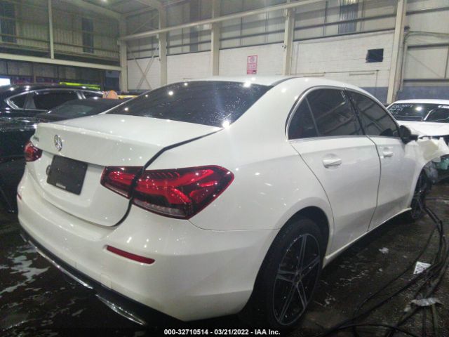 Photo 3 VIN: 00D3G4EB8KW021811 - MERCEDES-BENZ A-CLASS 