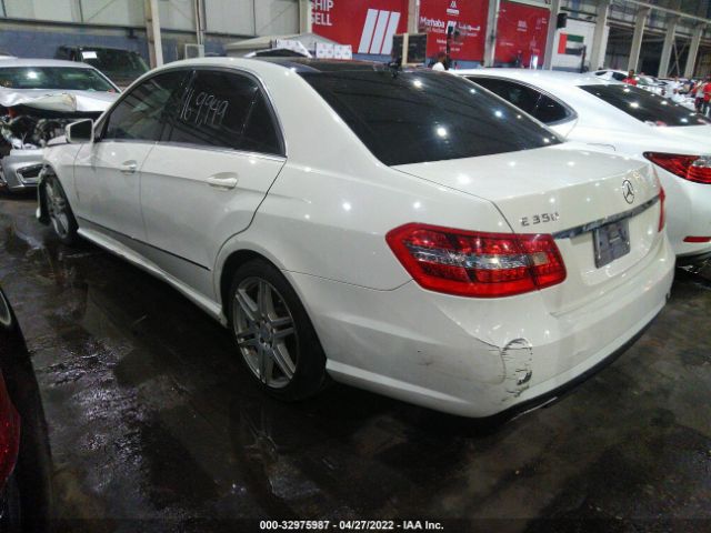 Photo 2 VIN: 00DHF5GB2AA246362 - MERCEDES-BENZ E-CLASS 