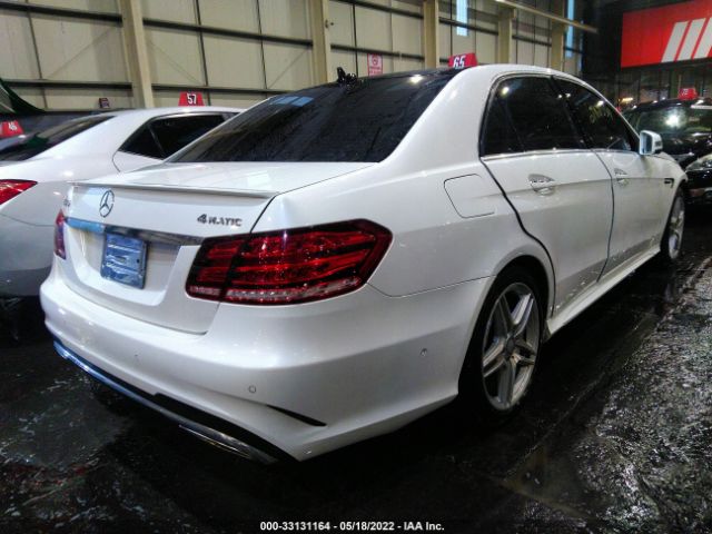 Photo 3 VIN: 00DHF9BB3EA844156 - MERCEDES-BENZ E-CLASS 