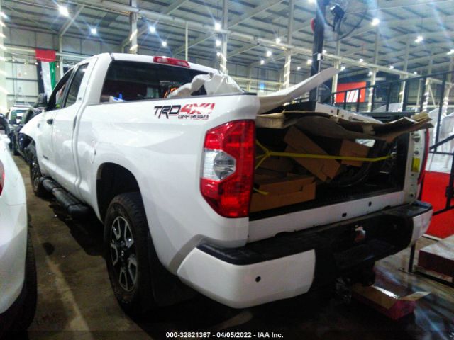 Photo 2 VIN: 00FUW5F16GX532366 - TOYOTA TUNDRA 4WD TRUCK 