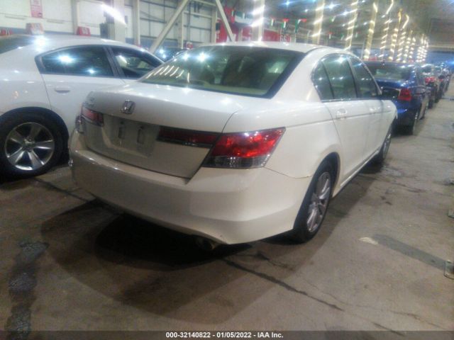 Photo 3 VIN: 00GCP2F73CA049637 - HONDA ACCORD SDN 