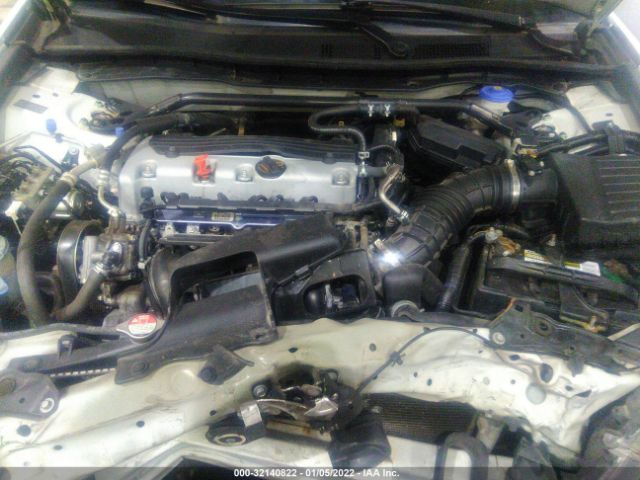 Photo 9 VIN: 00GCP2F73CA049637 - HONDA ACCORD SDN 