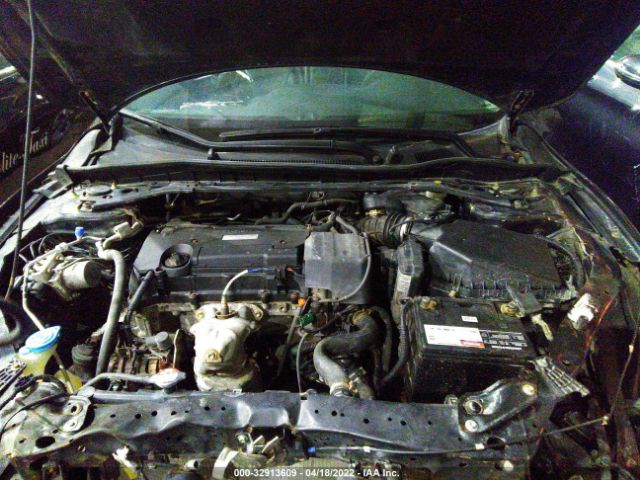 Photo 9 VIN: 00GCR2F03GA808337 - HONDA ACCORD SEDAN 