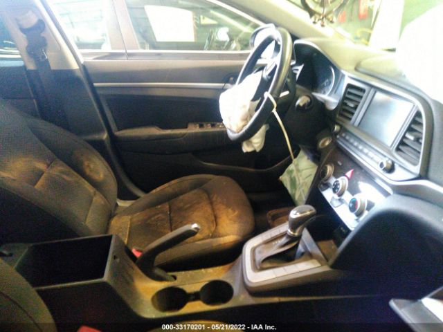 Photo 4 VIN: 00HD84LF1KU769664 - HYUNDAI ELANTRA 