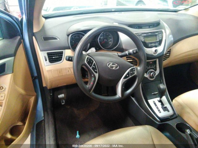 Photo 6 VIN: 00HDH4AE9BU115733 - HYUNDAI ELANTRA 