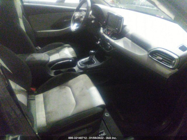 Photo 4 VIN: 00HH35LE2JU039550 - HYUNDAI ELANTRA GT 