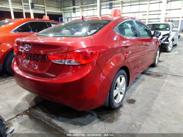 Photo 3 VIN: 00PDH4AE4BH038056 - HYUNDAI ELANTRA 