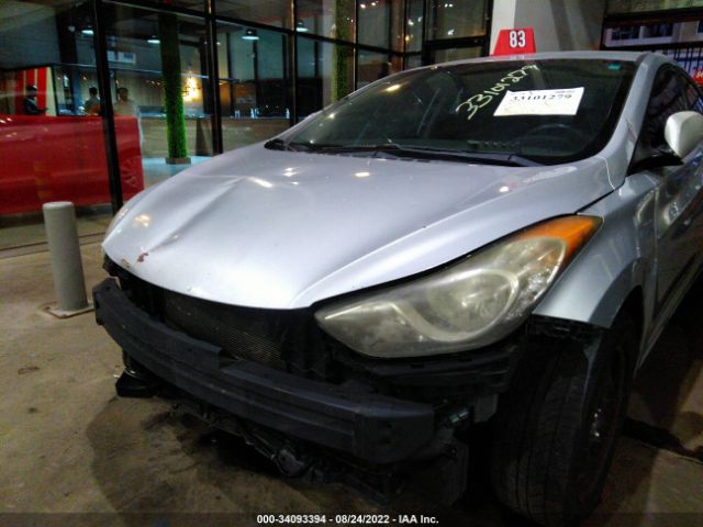 Photo 5 VIN: 00PDH4AEXBH042905 - HYUNDAI ELANTRA 