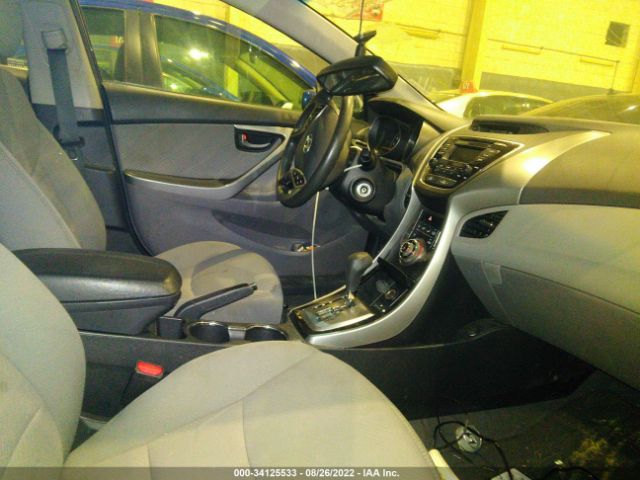 Photo 4 VIN: 00PDH4AEXDH299923 - HYUNDAI ELANTRA 