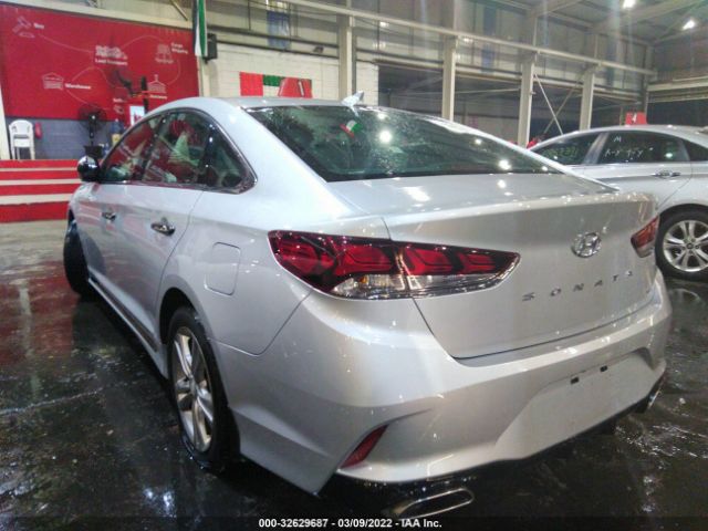 Photo 2 VIN: 00PE34AF2KH813207 - HYUNDAI SONATA 