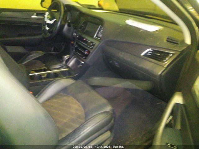 Photo 4 VIN: 00PE34AF6HH472550 - HYUNDAI SONATA 