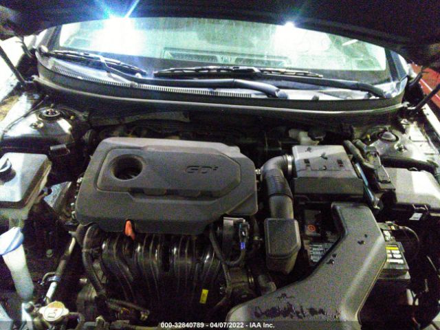 Photo 9 VIN: 00PE34AF9JH608174 - HYUNDAI SONATA 