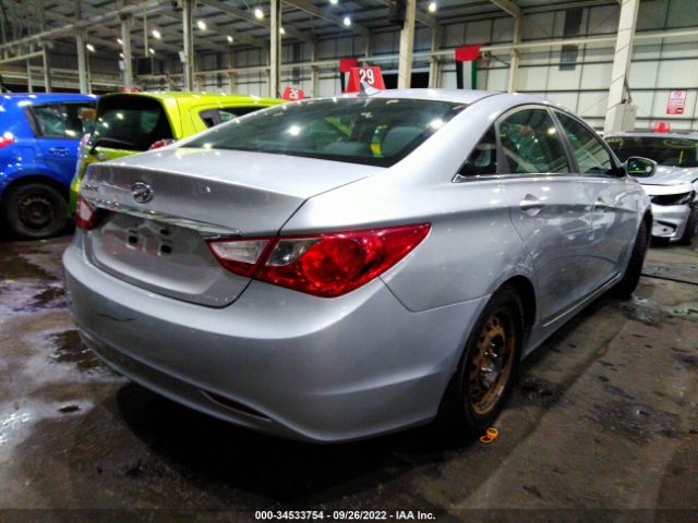 Photo 3 VIN: 00PEB4AC0DH637642 - HYUNDAI SONATA 