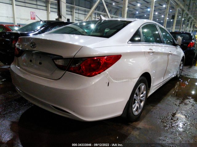 Photo 3 VIN: 00PEB4AC2BH124017 - HYUNDAI SONATA 