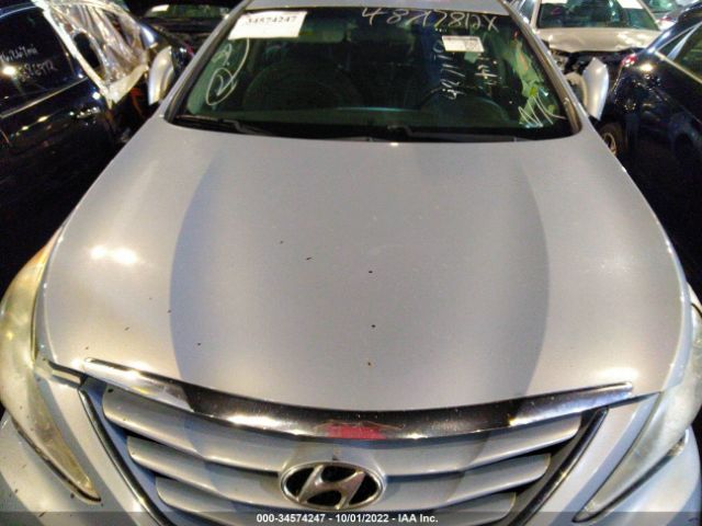 Photo 9 VIN: 00PEB4AC2BH230631 - HYUNDAI SONATA 