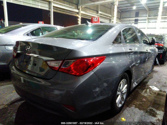 Photo 3 VIN: 00PEB4AC6EH941818 - HYUNDAI SONATA 