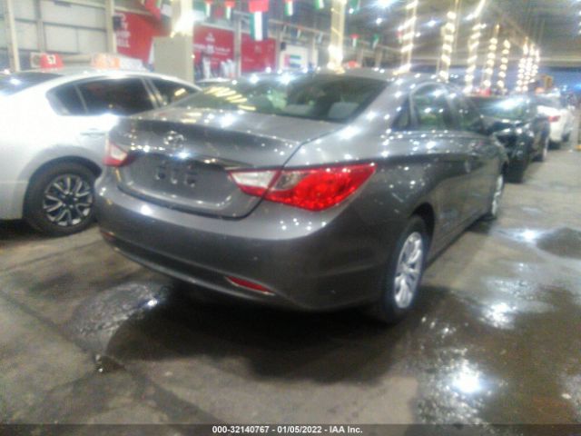 Photo 3 VIN: 00PEB4AC8BH053311 - HYUNDAI SONATA 