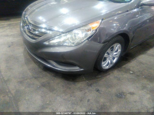 Photo 5 VIN: 00PEB4AC8BH053311 - HYUNDAI SONATA 