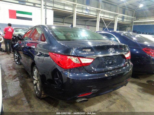 Photo 2 VIN: 00PEC4AB0BH235332 - HYUNDAI SONATA 