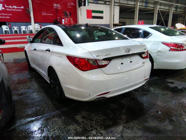 Photo 2 VIN: 00PEC4AB9CH471494 - HYUNDAI SONATA 