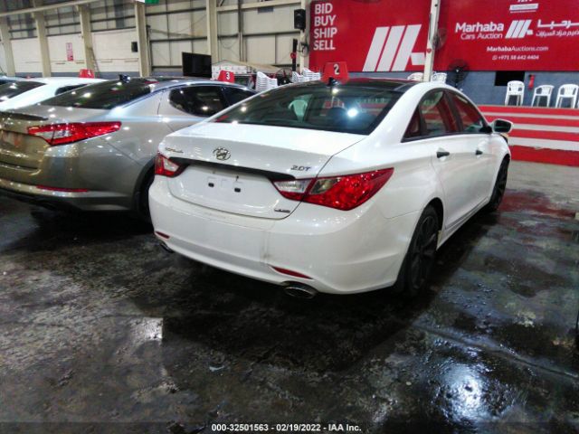 Photo 3 VIN: 00PEC4AB9CH471494 - HYUNDAI SONATA 